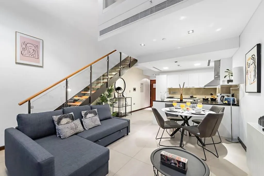 First Class 1Br Sophisticated Duplex Living Dubaj 0*,  Spojené arabské emiráty
