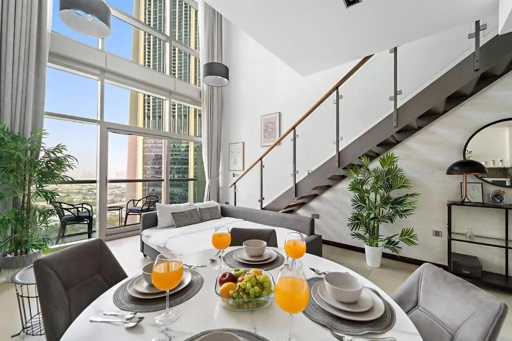 First Class 1Br Sophisticated Duplex Living Dubaj 0*,
