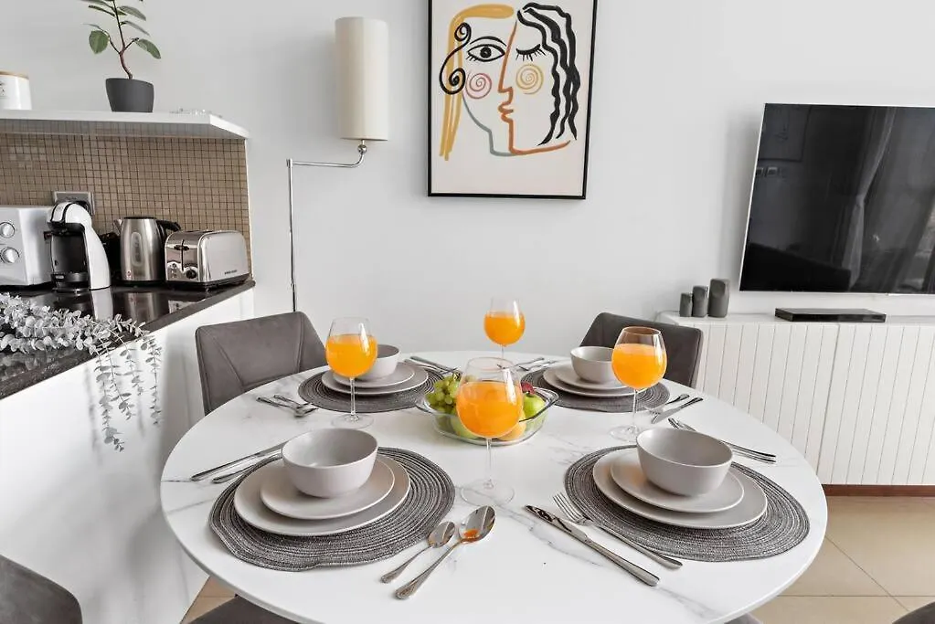 Apartmán First Class 1Br Sophisticated Duplex Living Dubaj